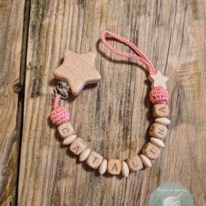 Chupetero personalizado con nombre.